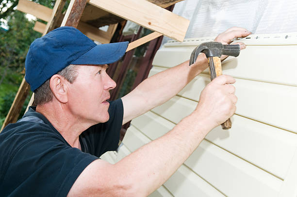 How To Choose The Right Materials for Your Siding Installation in 'Bent Creek, NC